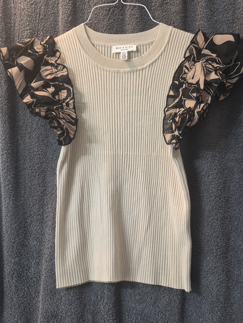 Rio & Rian New York Ribbed Floral Organza Ruffle Sleeved Knit Top Sz S